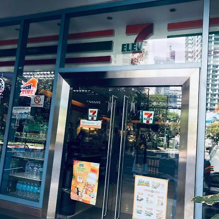 One Bedroom Apartment With Netflix At Greenbelt Makati Manila Luaran gambar